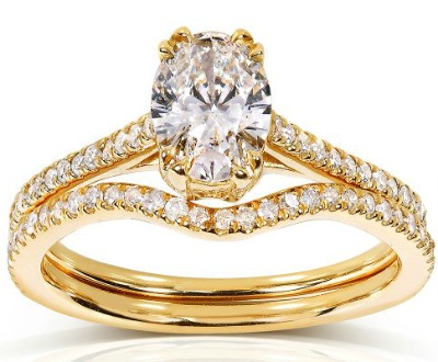 Oval Cut Diamond Bridal Set Ring
