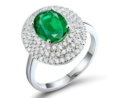 White Gold Emerald Antique Ring