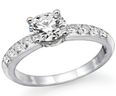 White Gold Round Cut Diamond Engagement Ring