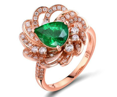 Rose Gold Emerald Pear Cut Ring